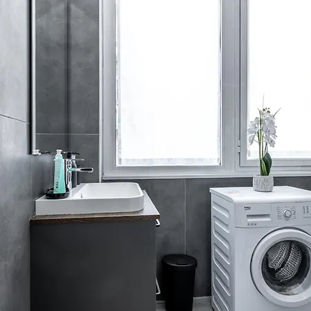 Kiki Apartment Milan